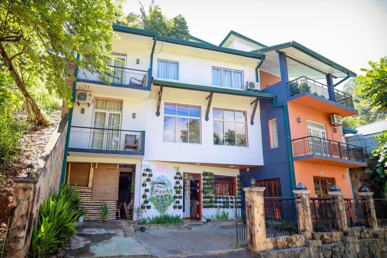 Funk Bunk - Mount View Lodge Kandy Luaran gambar