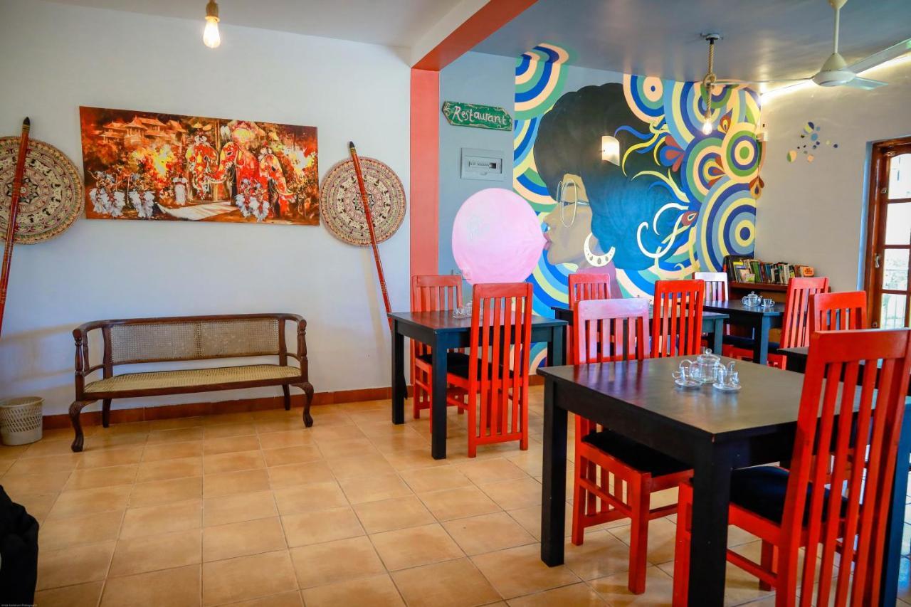 Funk Bunk - Mount View Lodge Kandy Luaran gambar