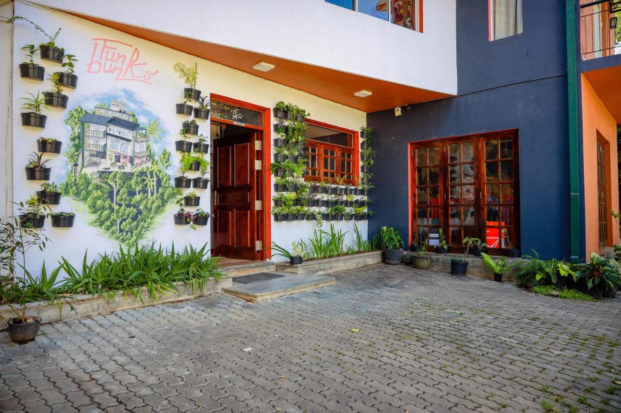 Funk Bunk - Mount View Lodge Kandy Luaran gambar