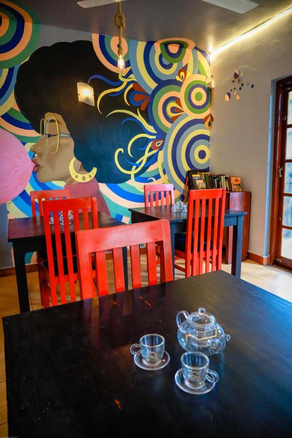 Funk Bunk - Mount View Lodge Kandy Luaran gambar